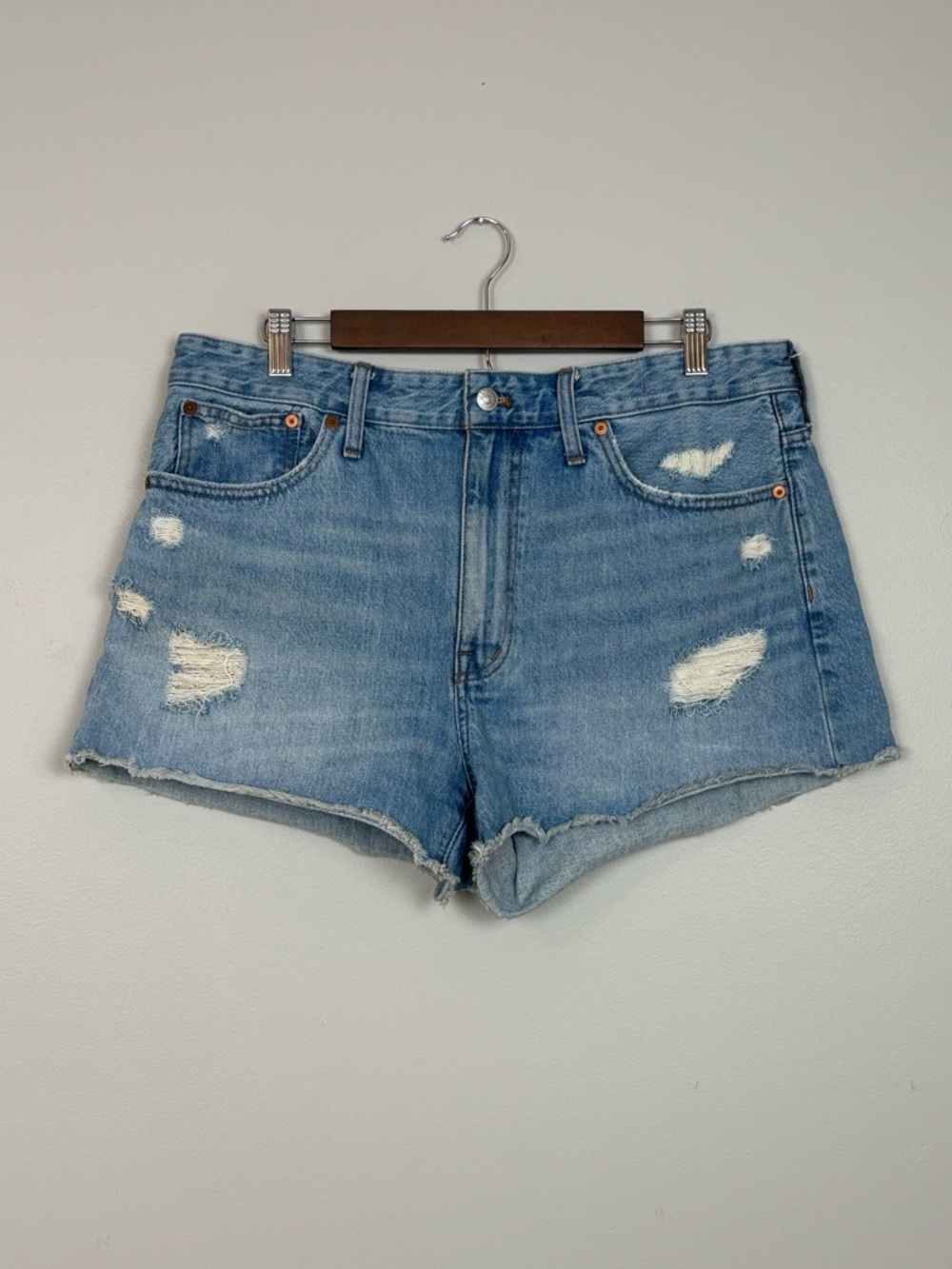 Madewell Shorts Womens 31 Blue Relaxed Denim Cut Off Distressed 5 Pocket Zip Fly